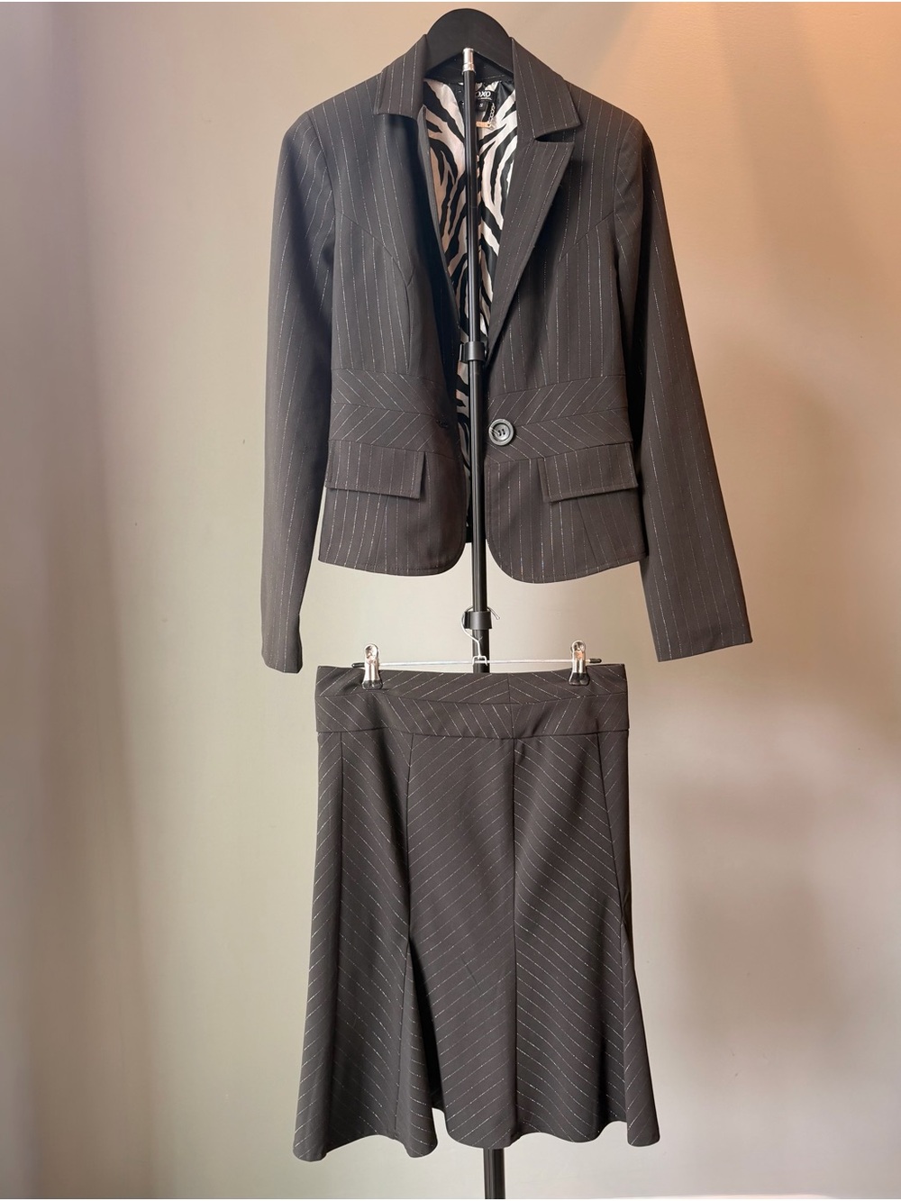 XOXO Vintage Pinstripe Blazer Skirt Set 0 S Y2K Grunge Zebra Animal Print Office